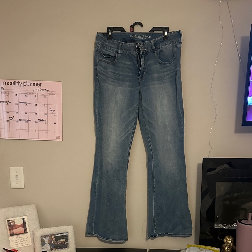 American Eagle Outfitters Women's Flare Jeans in Blue